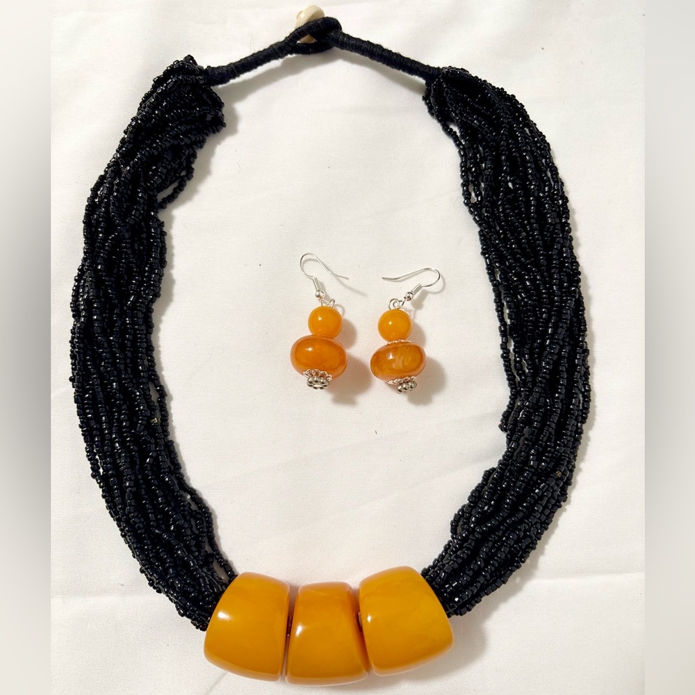 Handmade Black seed  Beaded Necklace set